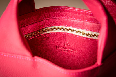mairibag_hotpink_logo