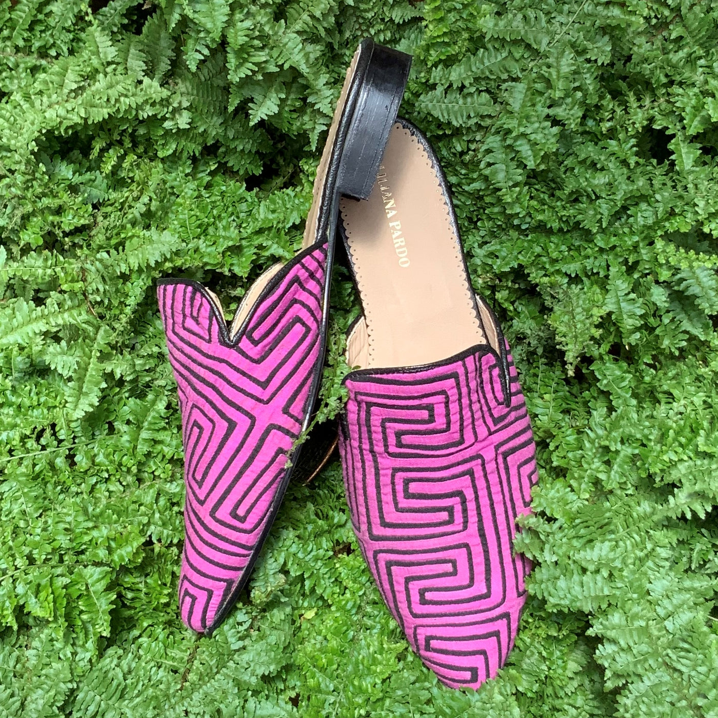 Mola Mules | Black & Light Purple